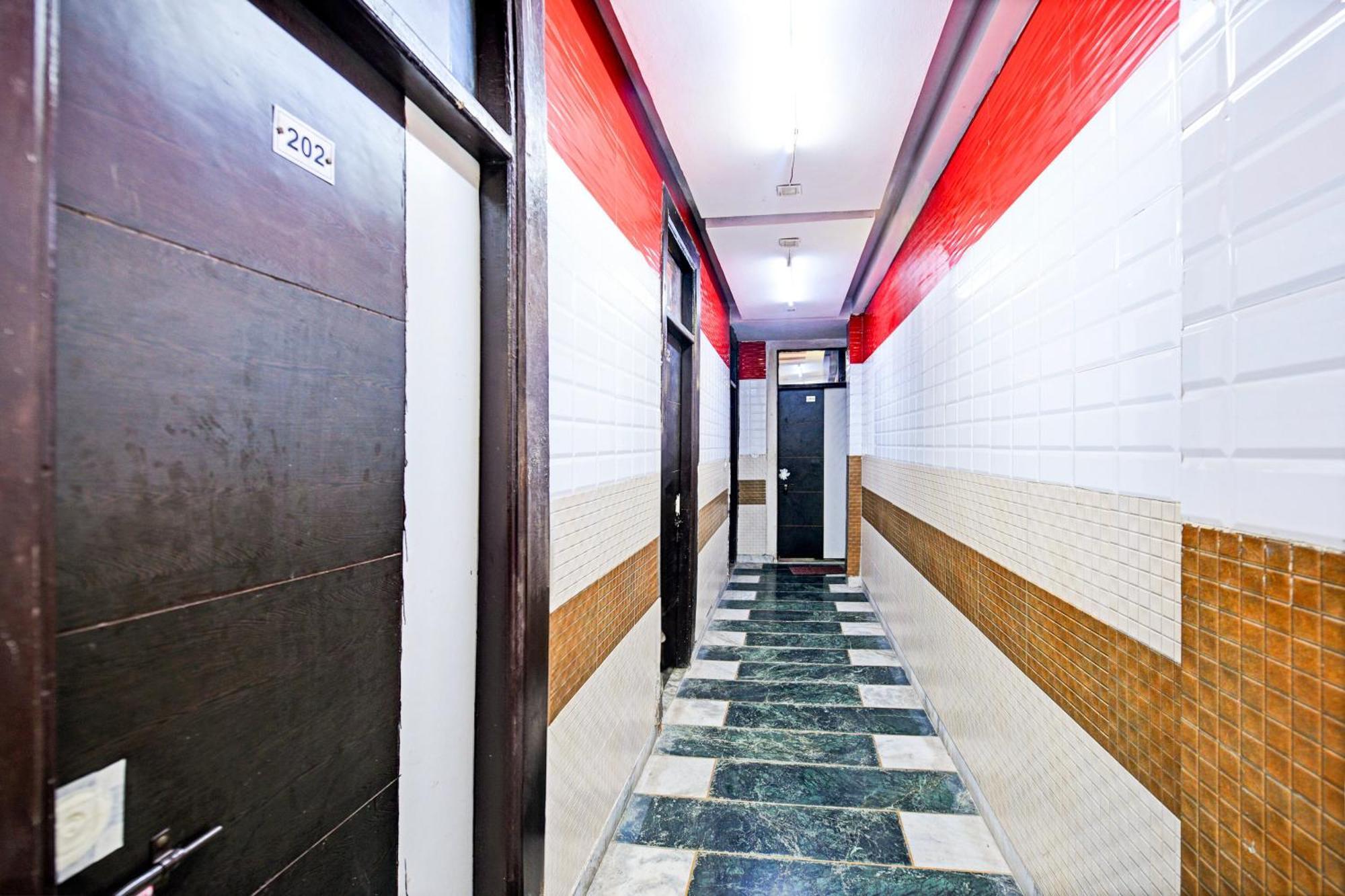 Hotel O Granville นิวเดลี ภายนอก รูปภาพ